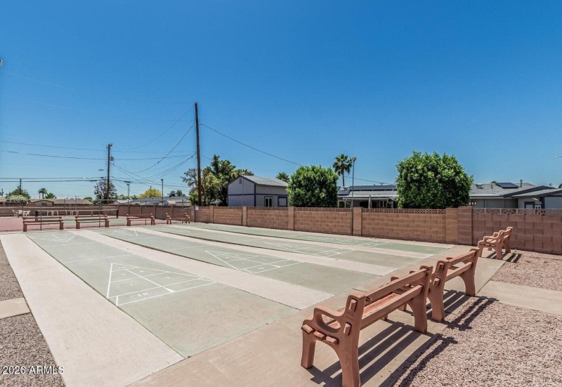 Dreamland Villa sport court