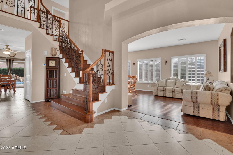 5-web-or-mls-5382 W Kaler-5