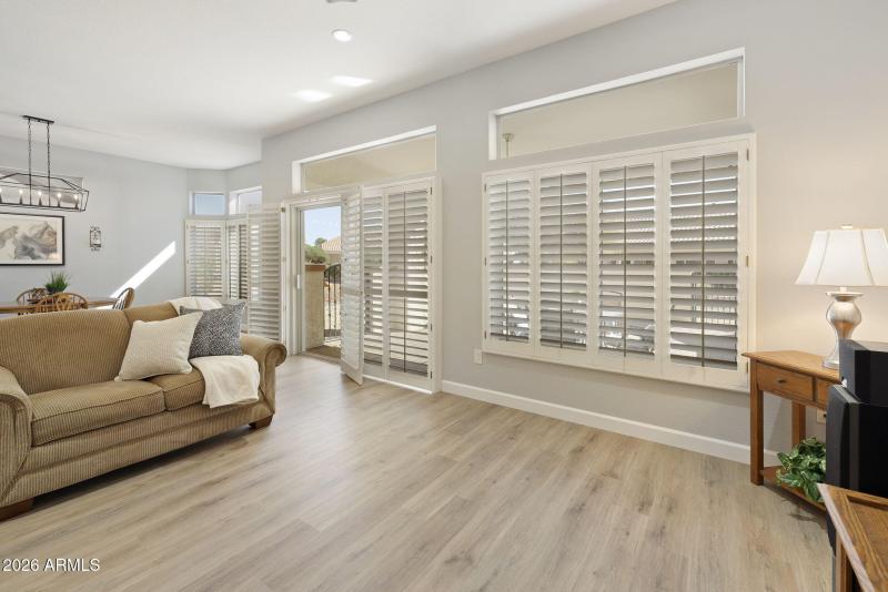 22207 N CHEYENNE Drive