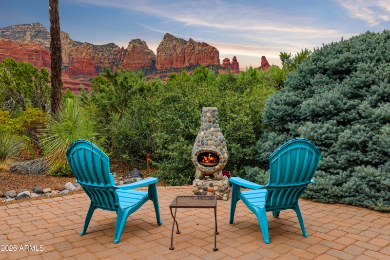 285 Navajo Trail - Great Room Patio