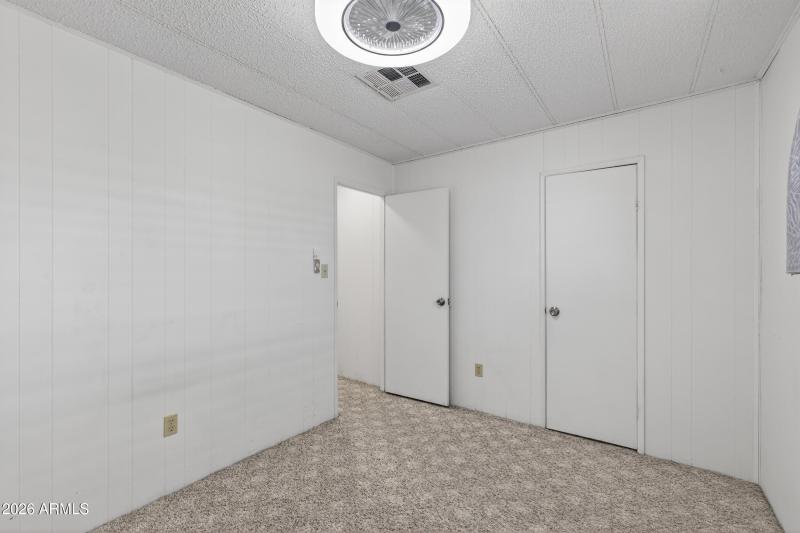 bedroom 2-1