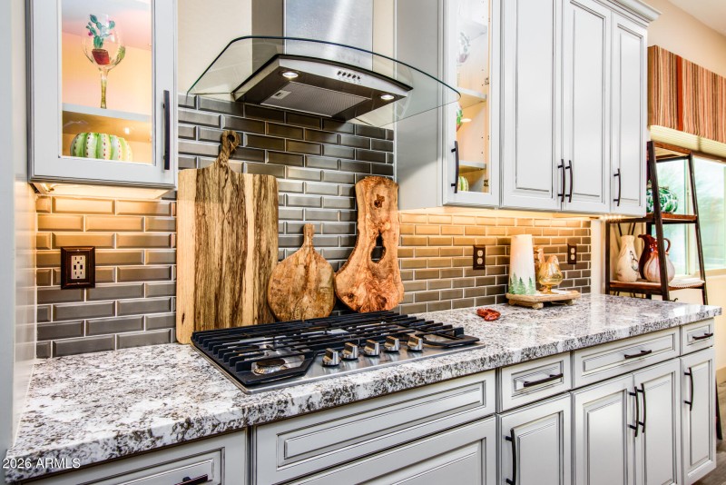 Cooktop with custom hood