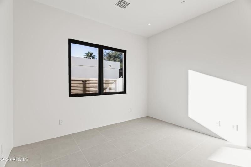 SECONDARY BDRM #3 (VIEW II)