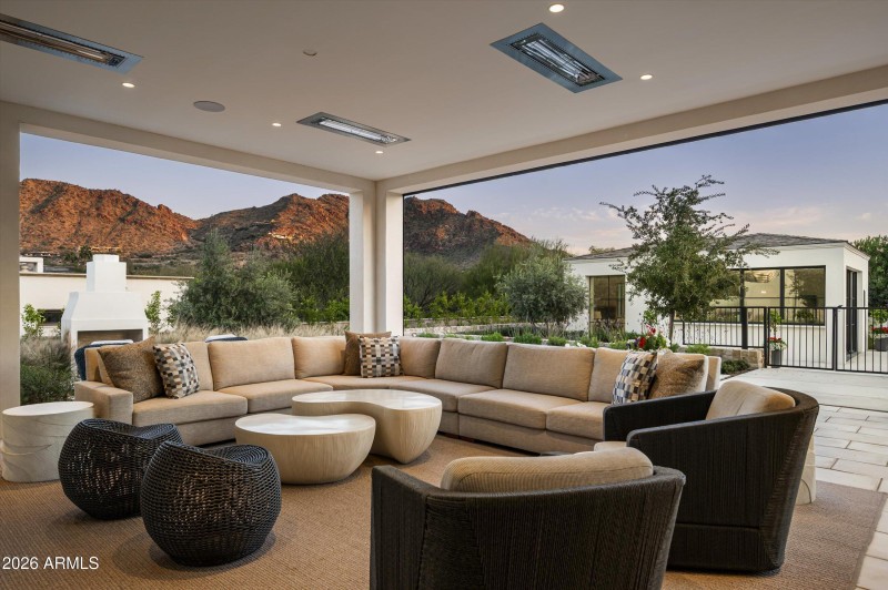 Expansive Covered Patio