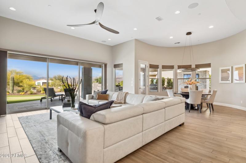 7-web-or-mls-17964-e-wolf-tree-ln