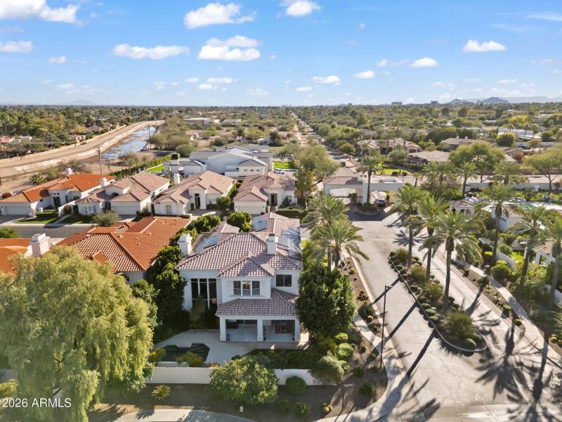 View of neighborhood