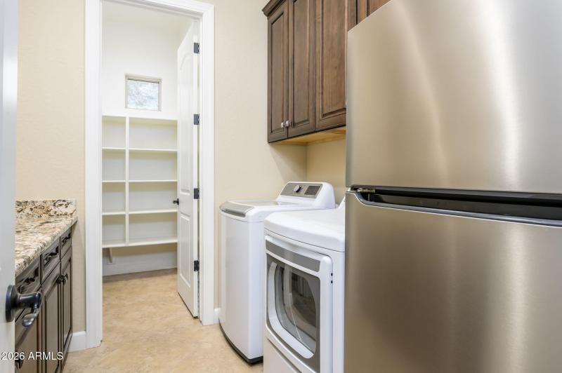 4-web-or-mls-Iris-12