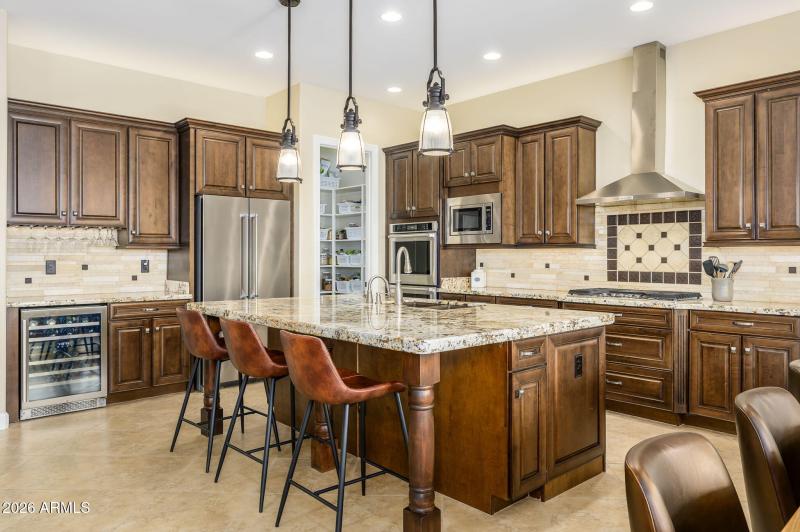 21-web-or-mls-Iris-28