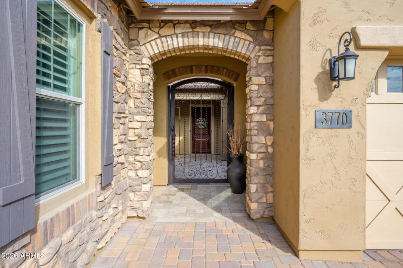 54-web-or-mls-Iris-58