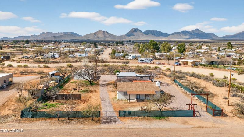 Aerial - 443 N Calle Quarto-1