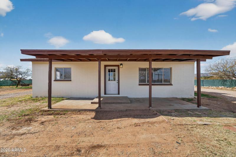 Exterior - 443 N Calle Quarto-2