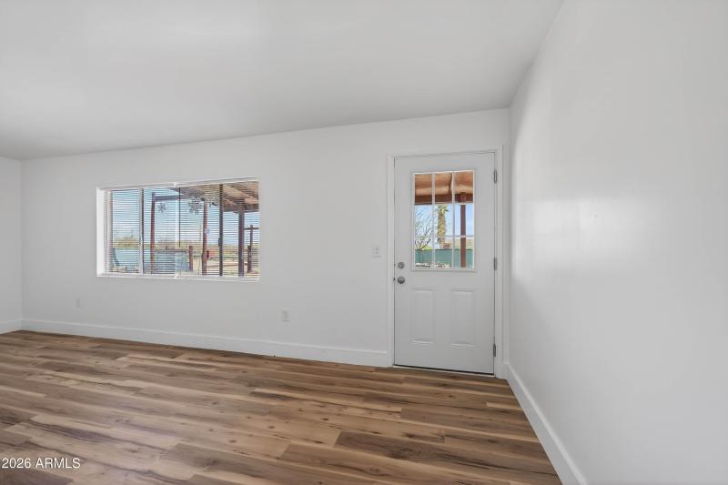 Interior - 443 N Calle Quarto-1