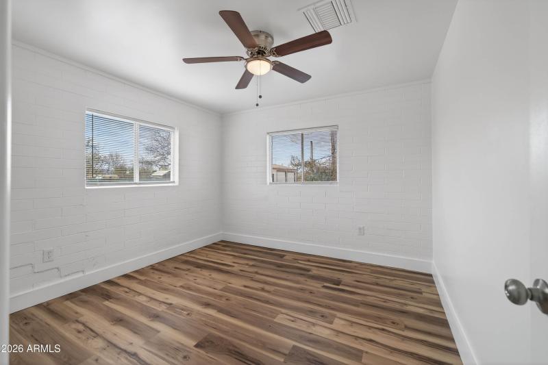 Interior - 443 N Calle Quarto-9