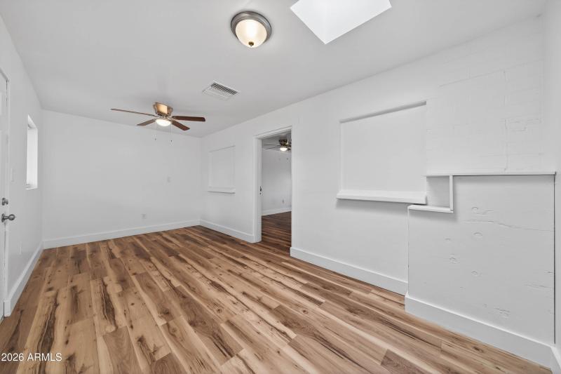 Interior - 443 N Calle Quarto-13