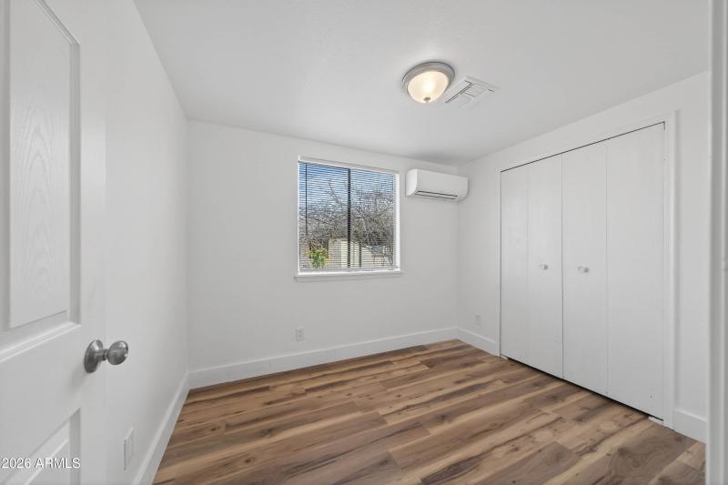 Interior Casita - 443 N Calle Quarto-7