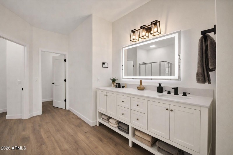 11330_Bathroom_Great