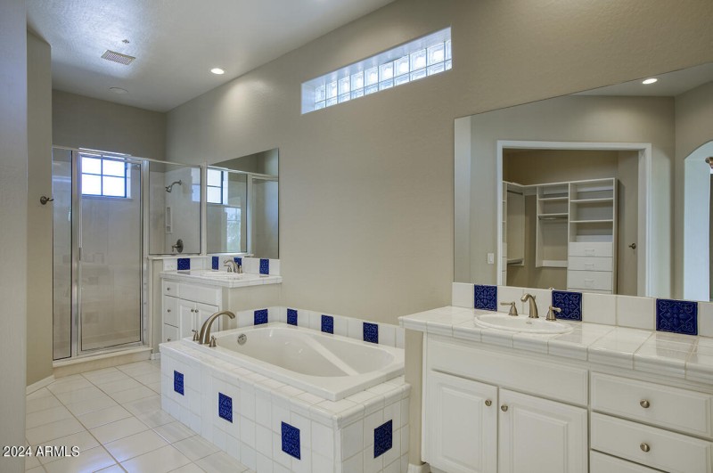 Upstairs Primary Bath