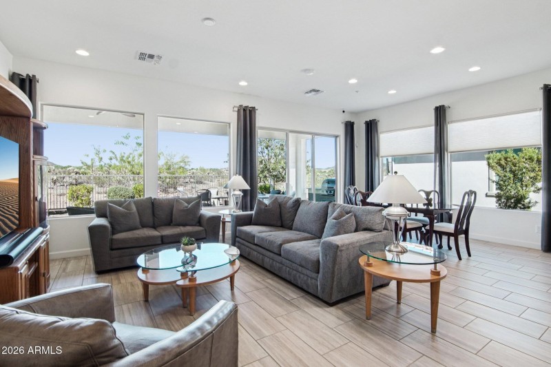 6-web-or-mls-W Montansoro Ln-S1610-006