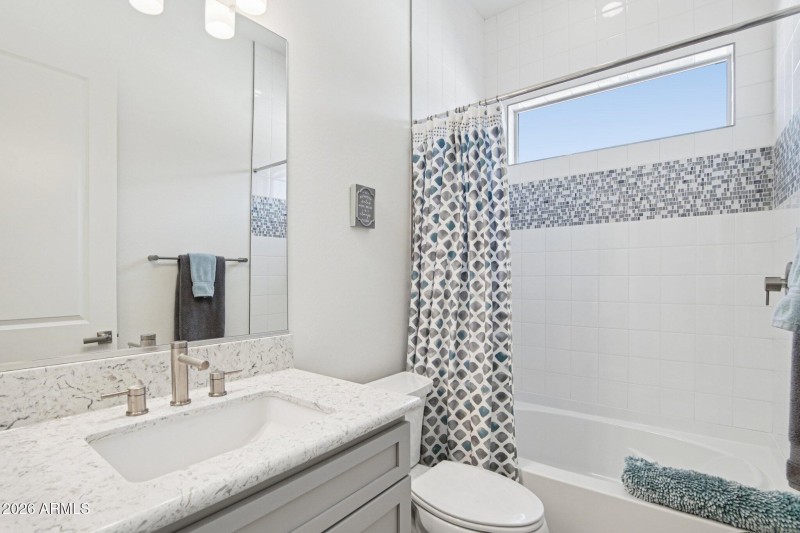 22-web-or-mls-W Montansoro Ln-S1610-018