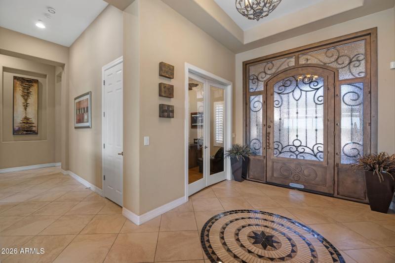 42131 N MOUNTAIN COVE Drive