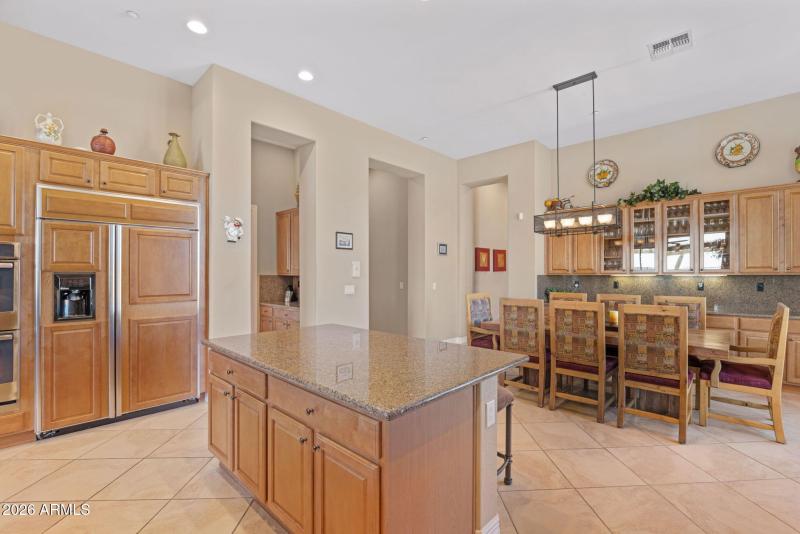 42131 N MOUNTAIN COVE Drive