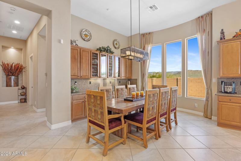 42131 N MOUNTAIN COVE Drive