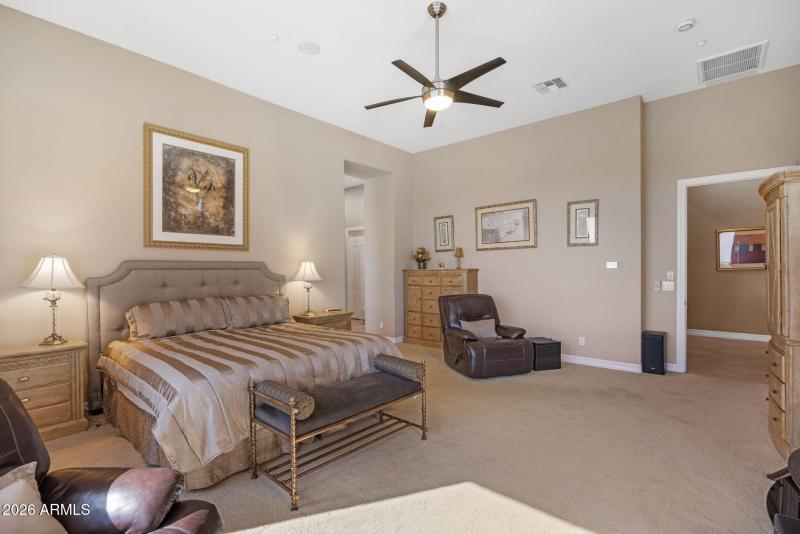 42131 N MOUNTAIN COVE Drive