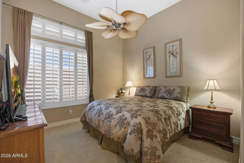 42131 N MOUNTAIN COVE Drive