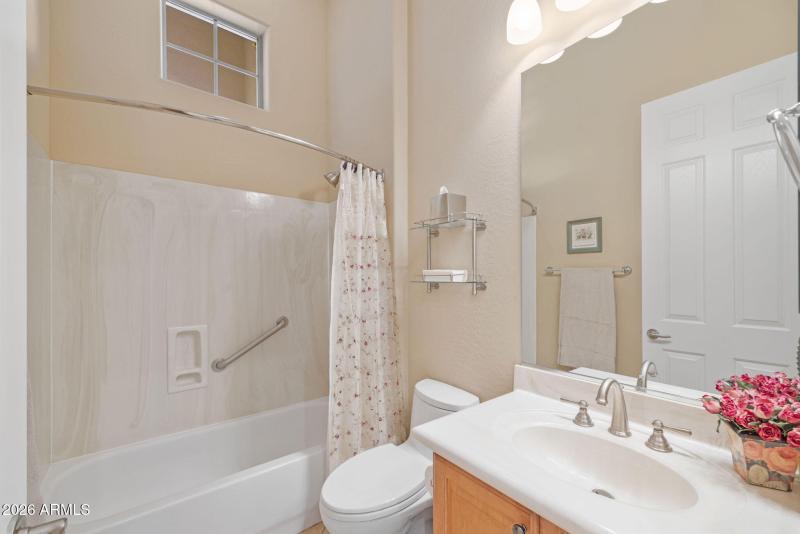 42131 N MOUNTAIN COVE Drive