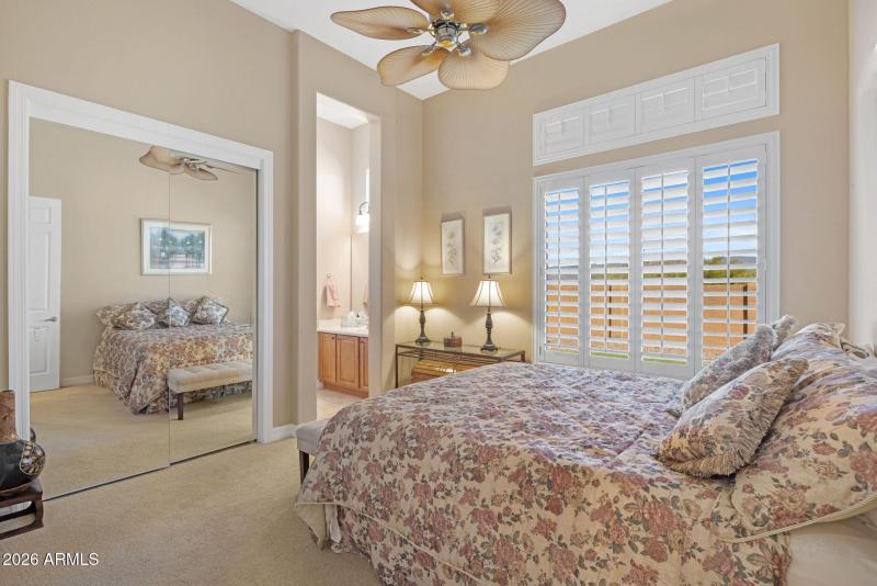 42131 N MOUNTAIN COVE Drive