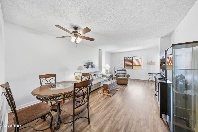 Dining / Living Room