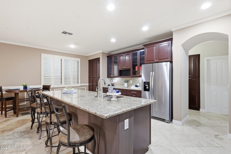 large island, granite