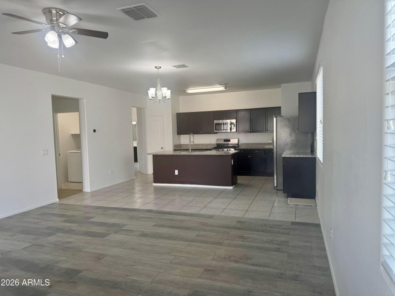 926314f8-f722-4744-85e9-4c83aa4d0401