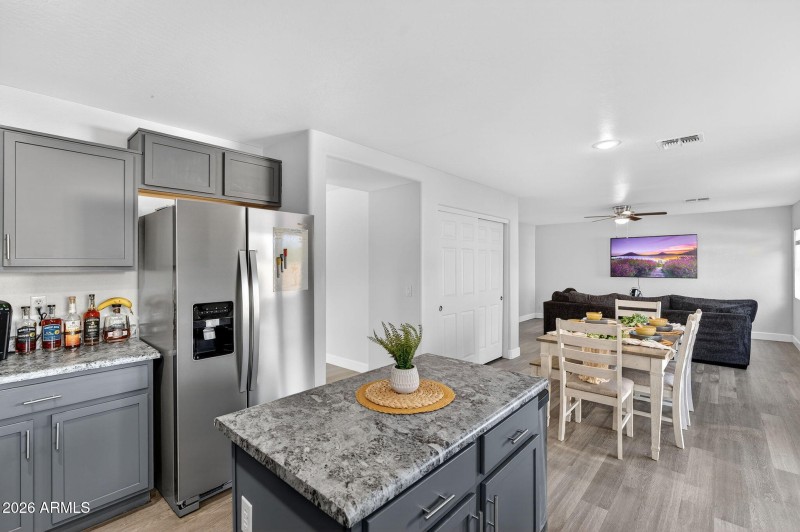 16-web-or-mls-14- E Superior Rd