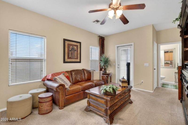 5-web-or-mls-13-E Keats Ave