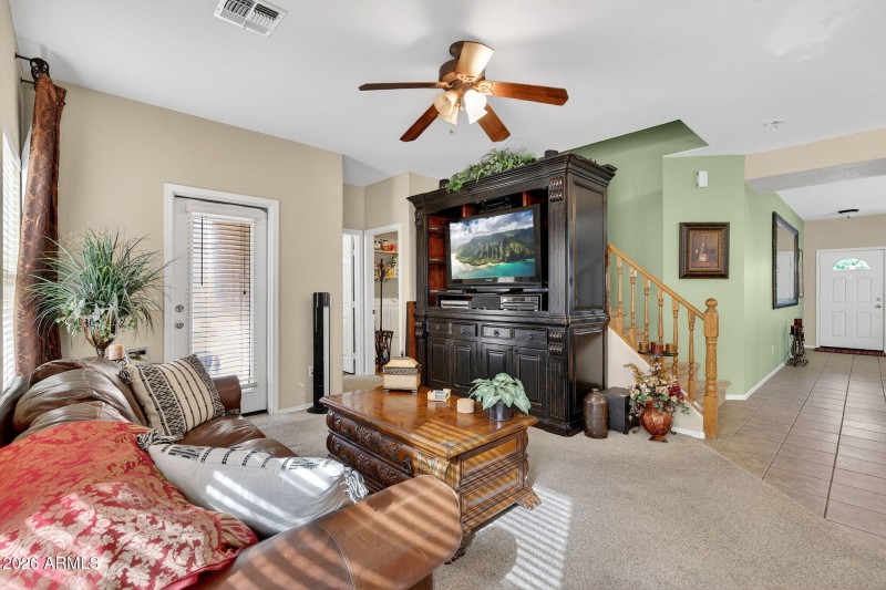 6-web-or-mls-10-E Keats Ave