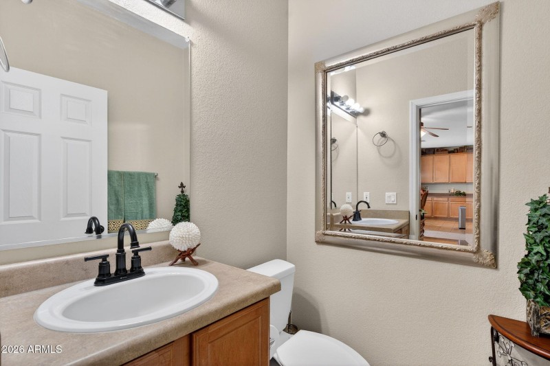 38-web-or-mls-14-E Keats Ave