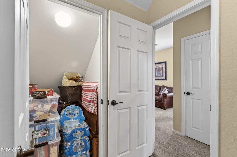 39-web-or-mls-16-E Keats Ave