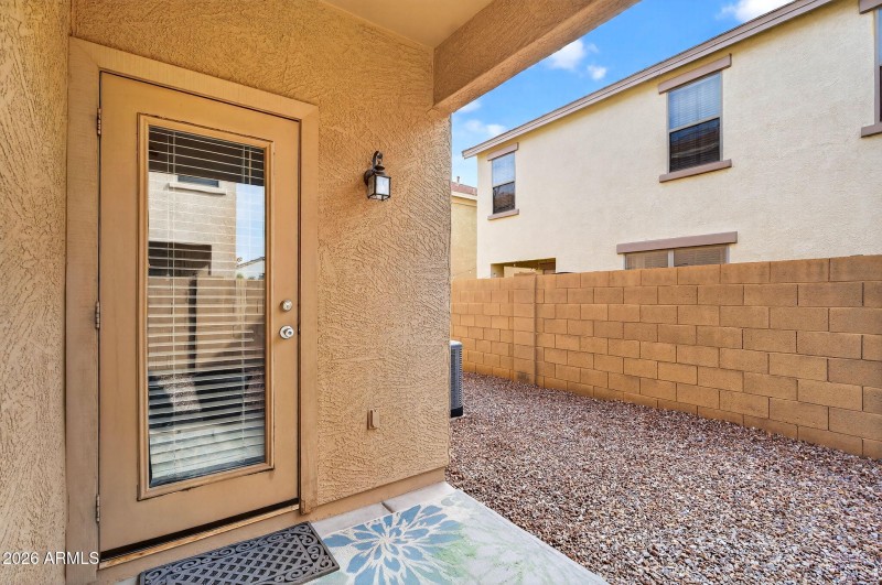 44-web-or-mls-08-E Keats Ave