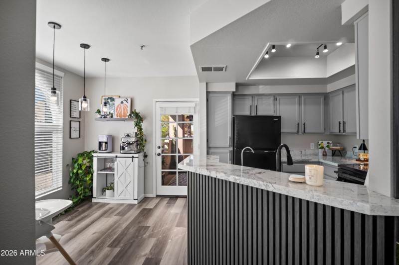 Kitchen/Dining Area