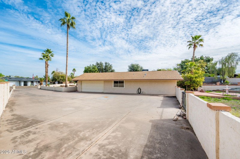 7027 W Wagoner Dr - MLS-44