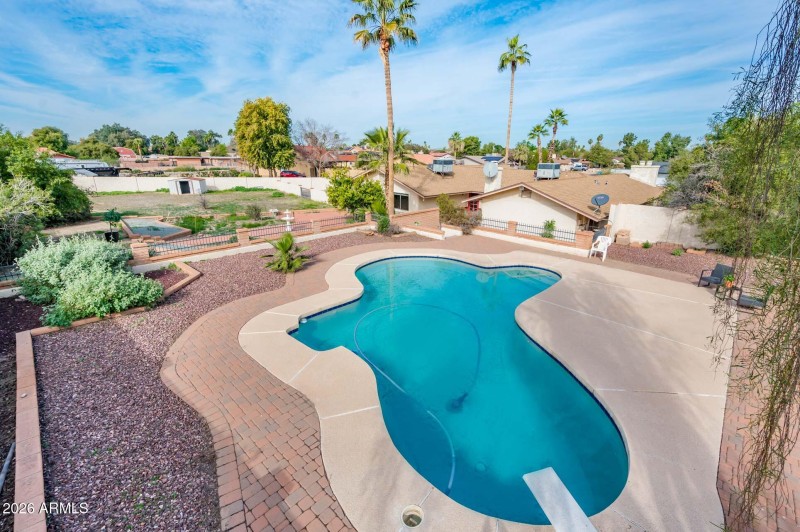 7027 W Wagoner Dr - MLS-38