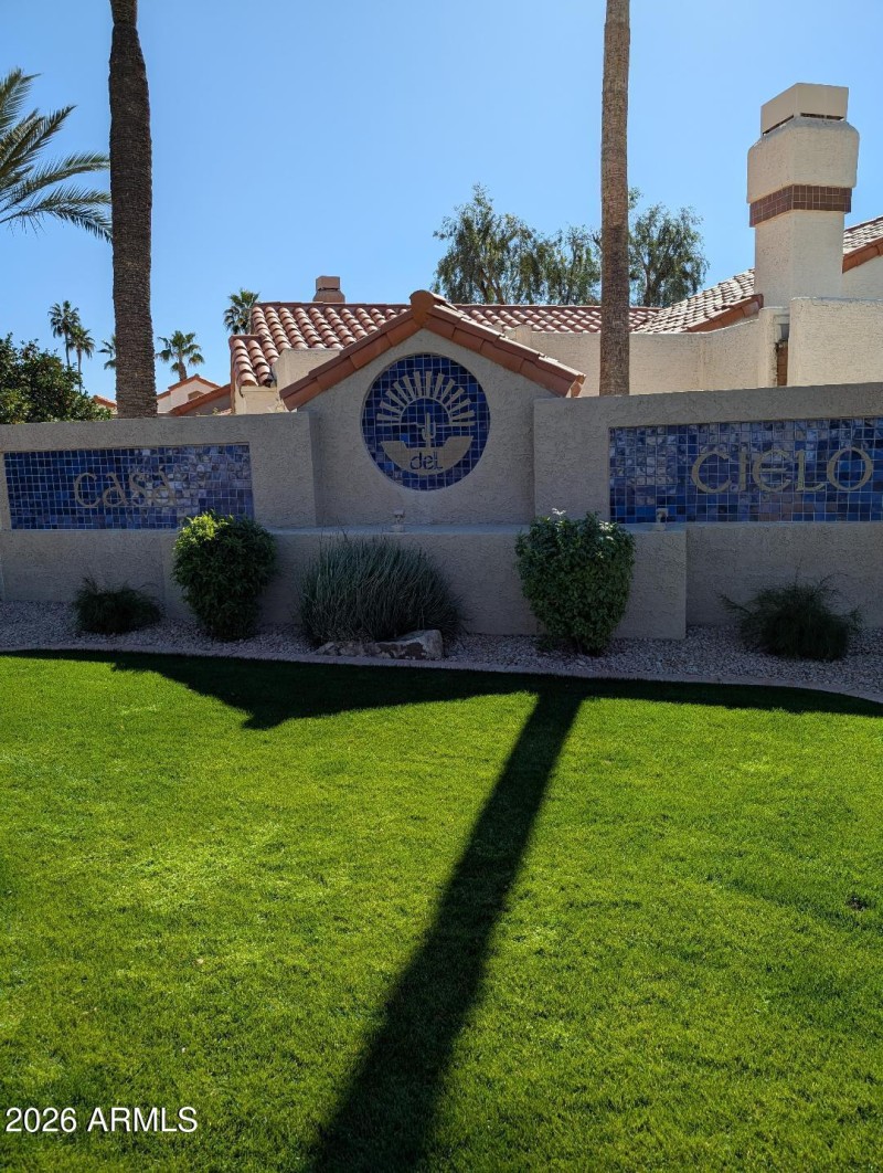 10091 E San Salvador - Entry Monument 2