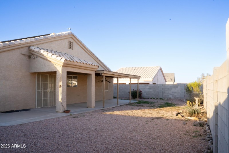 MLS Photos-Backyard2