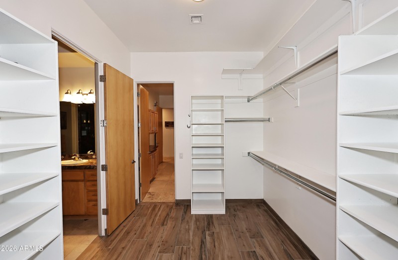Primary Bedroom-Closet2