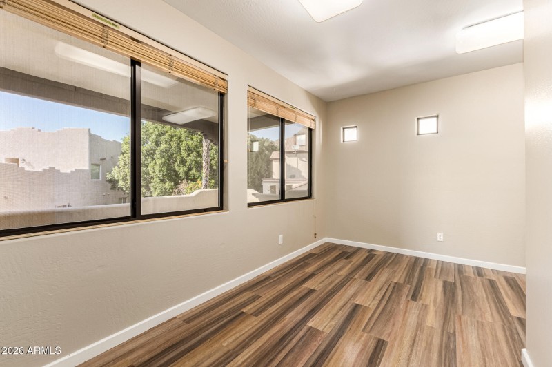 Den/office/craft room