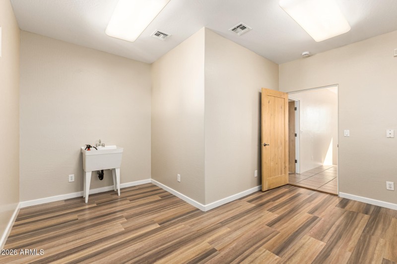 Den/office/craft room