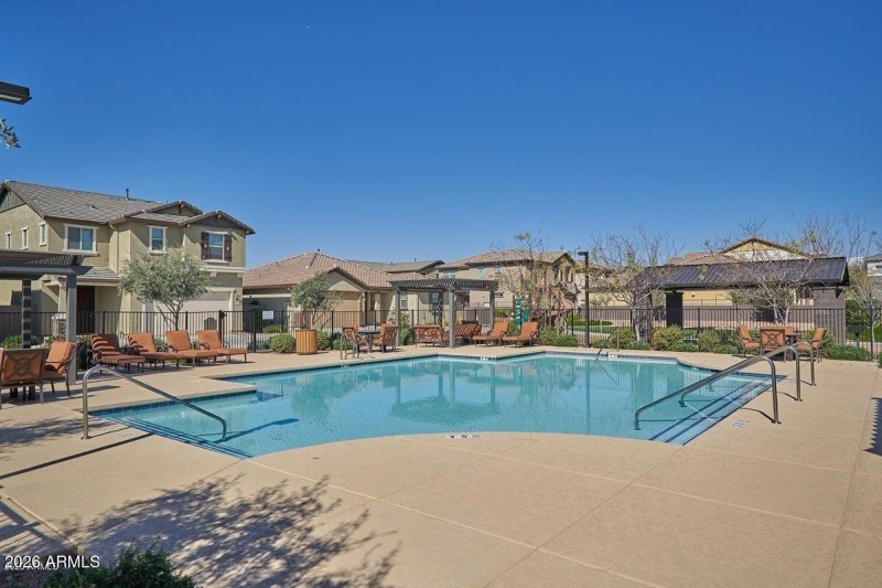 20200221150139372945000000-o