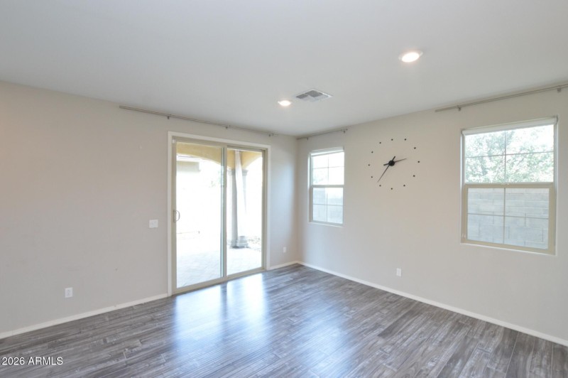 9d4c8b92-5dd3-463b-84ad-357c275440af