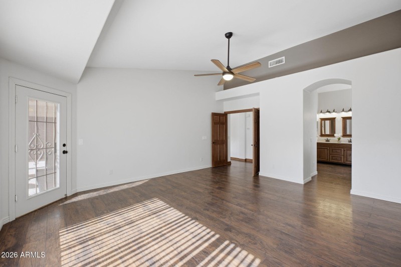 Primary suite retreat